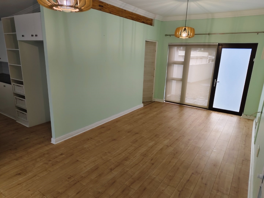 To Let 2 Bedroom Property for Rent in Groenvlei Western Cape